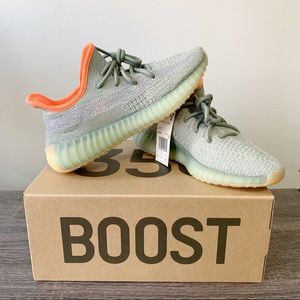 YEEZY 350 v2 desert sage (size 5,5.5 & 9 availble)
